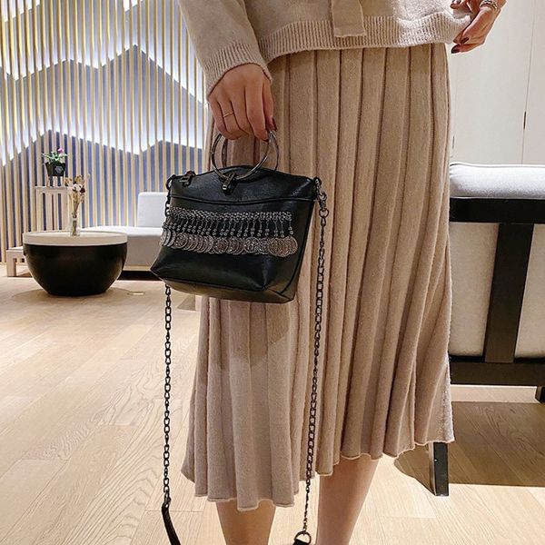 

women's hand tassel 2020 new wrist tassel korean style all-match chain messenger fashion ring hand bag women's bag, White