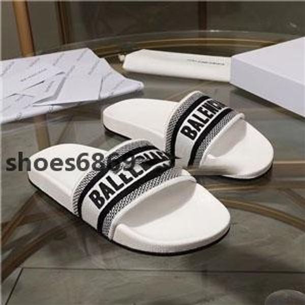 

2020 new delivery men women sandals designer shoes luxury slide summer fashion wide flat slippery sandals, Black;red