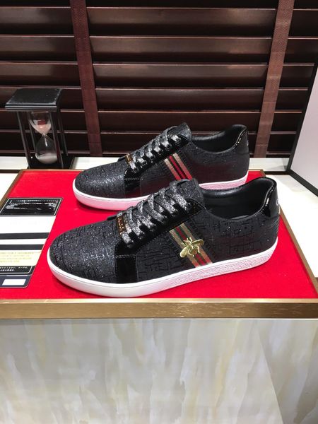 

2019p spring and summer new men's casual shoes, sports wild leather low-shoes, original packaging shoe box delivery 38-44, Black