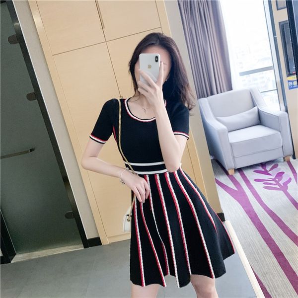 

2020 летний новый красный и белый контраст цвета полосатые женская весной новый socialite платье темперамент трикотажное платье sa1211, White