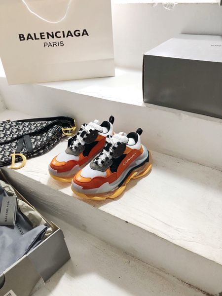 

2020 new di triple s clear sole sneakers couple cushioned casual shoes luxury designer thick-soled breathable sneakers