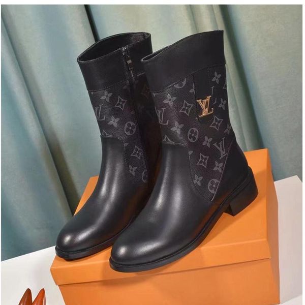 

2020qn new ladies casual fashion short boots luxury ladies travel party shoes, leather material fast delivery original box packaging, Black