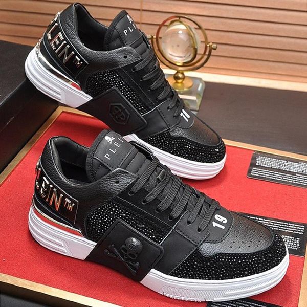 

drop ship men shoes vintage lightweight fashion classic footwears plus size low lace -up casual men shoes sneakers zapatillas hombre, Black