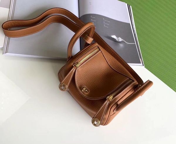

the most high-end quality of the new lady's handbag 7a boutique custom fashion ladies accessories with shoulder strap88