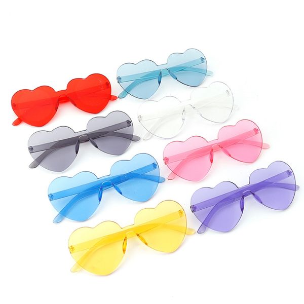 

мода в форме сердца rimless солнечные очки женщин конфеты цвета vintage любовь очки lady негабаритные вождение путешествия стаканы, White;black