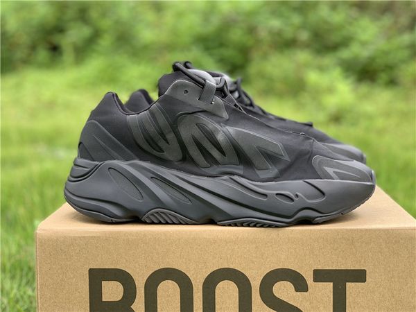

2020 new with box men women sports shoes mnvn triple black running shoes luxury designer trainer fashion athletic shoes sneaker