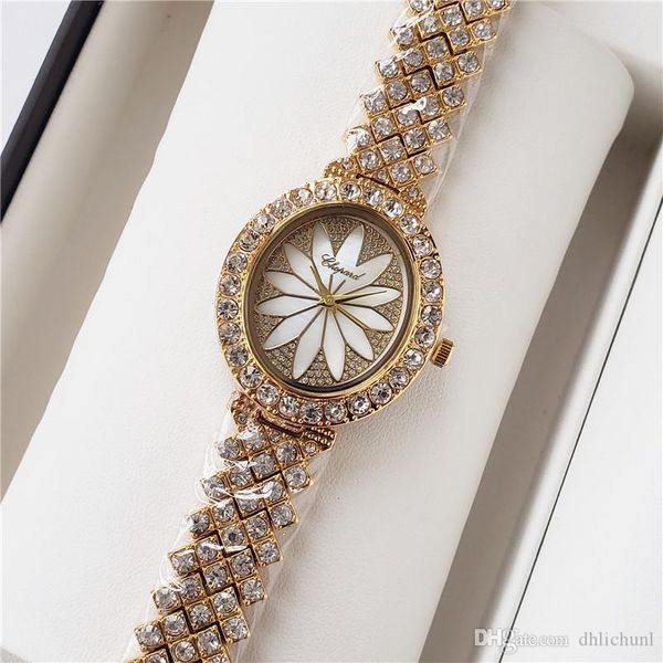 

2020 новые женщины лучшие моды часы diamond flower безель кварцевый стали пояса платье наручные часы жизнь водонепроницаемый швейцарские час, Slivery;brown