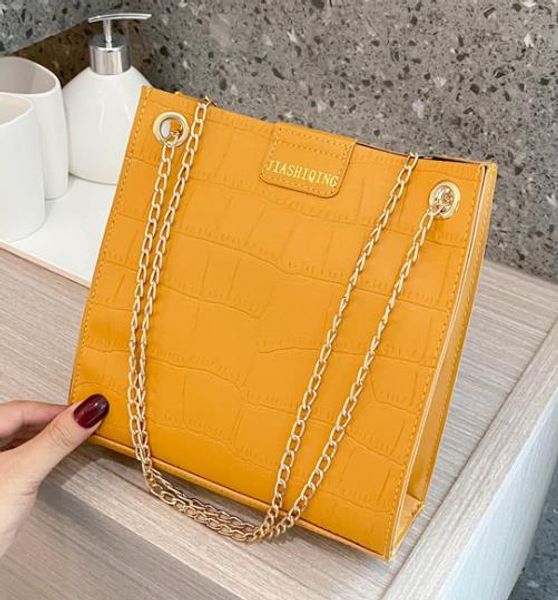 

designer handbag female 2020 texture fashion new trend chain shoulder bag trend portable crossbody bag