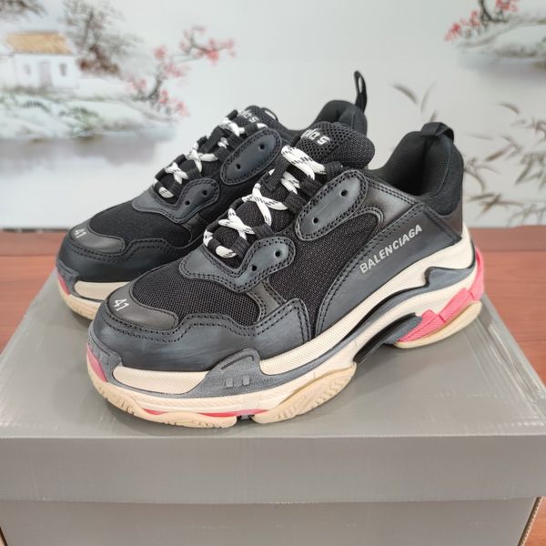 

2020sg designer to create casual and comfortable all-match sports shoes, travel shoes outsole non-slip design with original box delivery, Black