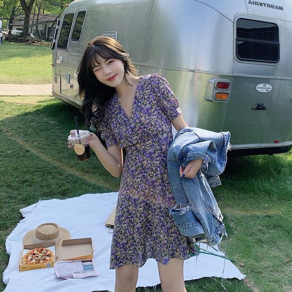 

платье масло лето 2020 v-образный вырез похудение масла новых женщин картины французского сладкая маленький цветочный, Black;gray