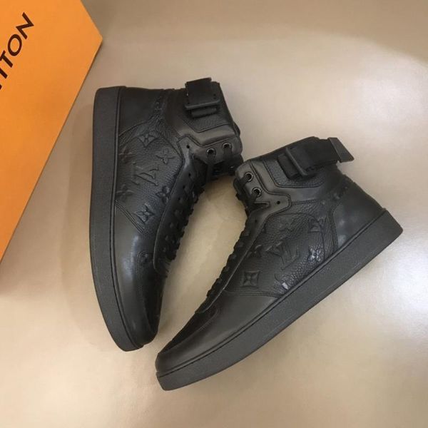 

luxury rivoli sneaker boot men 's shoes autumn and winter lightweight shoes vintage plus size lace -up casual men shoes fashion design, Black