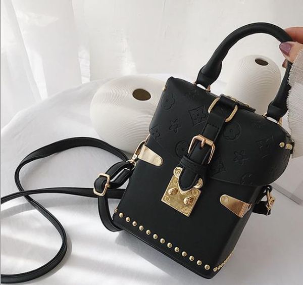 

designer female bag 2020 new fashion four seasons embossed box portable diagonal bag ladies tide bags