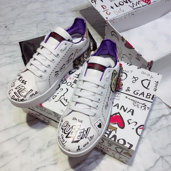 

2020 fashion high-end leather women's shoes low to help comfortable casual shoes, fashion wild sports party shoes, size: 35-41