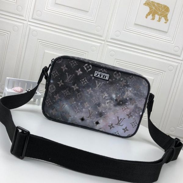 

simple style men bag sac bandouliÃ¨re crossbody bags leather vintage type messenger bags luxury designer men zipper shoulder bag sale