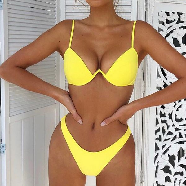 

женщины push up проложенный бюстгальтер твердая бинты бикини set купальник треугольник купальники падения доставка хорошее качество, White;black