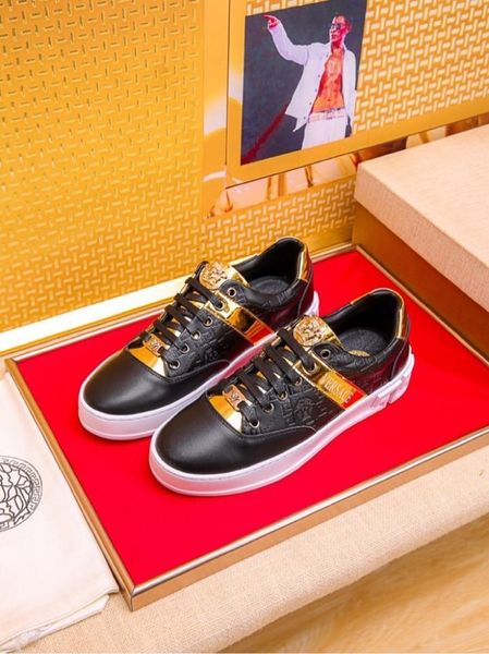 

2020a luxury custom medusa printed low-lace-up casual sports shoes, high-end fashion wild outdoor men's shoes, size: 38-45, Black