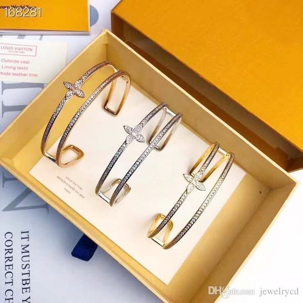 

european and american fashion selling diamond open bracelet, Golden;silver