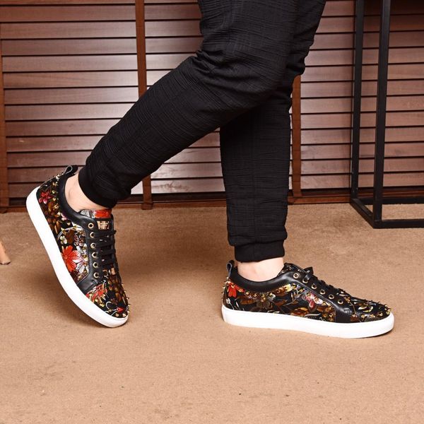 

2019 new spring men's business casual shoes men's black casual increase in leather dress korean youth