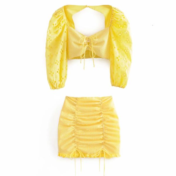 

deat 2020 summer half puff sleeve square collar lace up yellow crop short mini lace skirt two piece set women outfits mi811, Gray