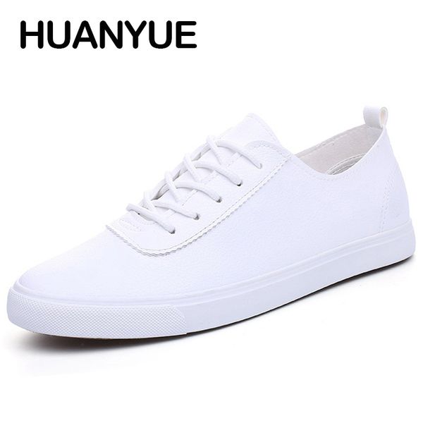 

2020 new summer men shoes leather breathable men casual shoes low lace up men's flat zapatos hombre black white male shoe