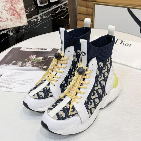 

lightweight mens shoes fashion classic sneakers outdoor walking footwears high lace -up casual men boots with origin box, Black