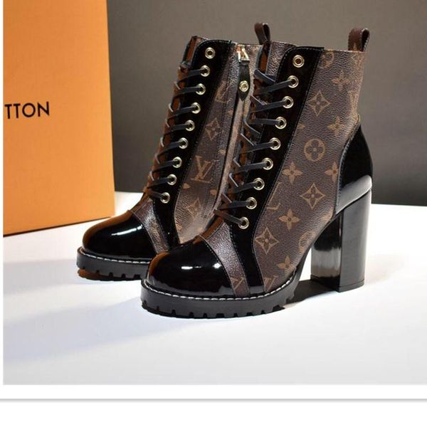 

82 new women's casual shoes, luxury designer women's shoes, outdoor travel party shoes, original box packaging, Black