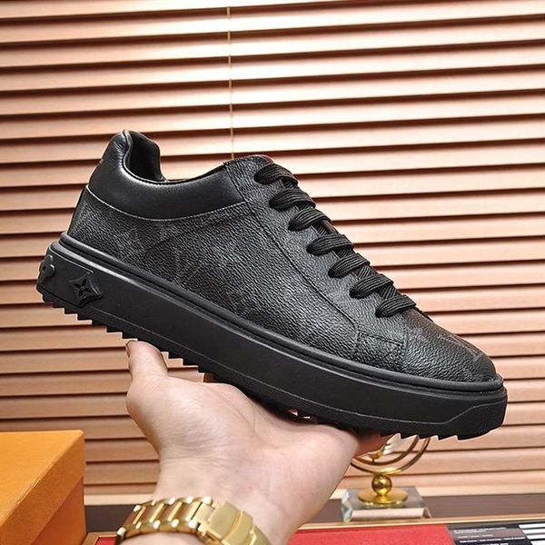 

lightweight men 's shoes popular high sports fashion styles lace -up low zapatos de moda para hombre luxury shoes autumn and winte