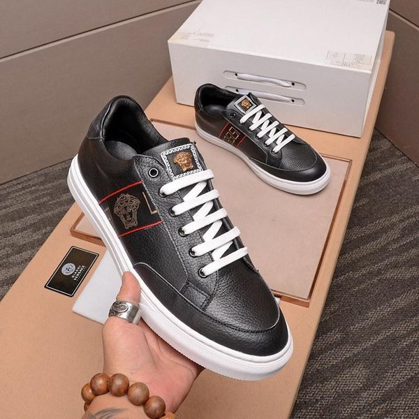 

2020h luxury trend low-men's shoes fashion wild casual shoes, fashionable medusa outdoor sports shoes, size: 38-45, Black