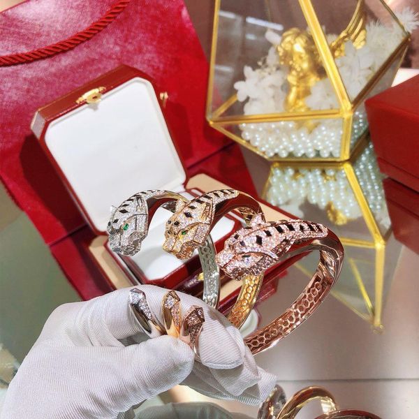 

lucky home domineering leopard head full brick explosion bracelet high-end atmospheric opening french quality gold rose gold bracelet, White