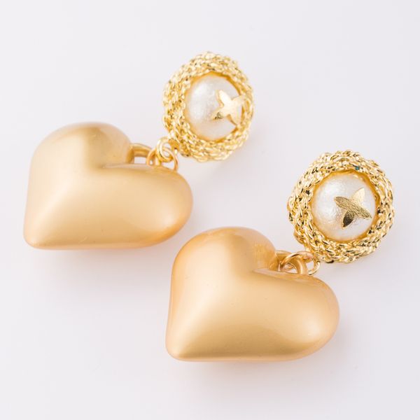 

fashion creative alloy pearl-inlaid love earrings girls' temperament earrings ins style earrings, Golden