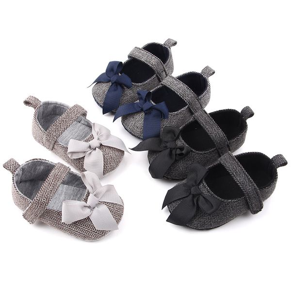 

first walkers born baby cute shoes girl soft comfortable bottom non-slip fashion bow crib