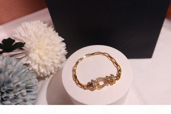 

конструктор браслеты женщина отполированного браслет 18k позолоченный браслет женщина банкет подарок партия роскошных ювелирных изделий, Black