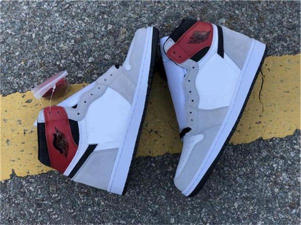 

2020 authentic 1 og high light smoke grey men basketball shoes white black varsity red 555088 -126 sports shoes sneakers 7 -13 0q0