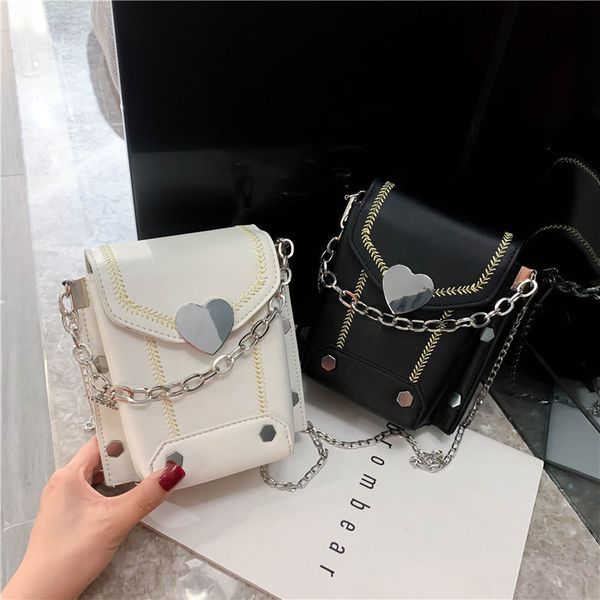 

ins on the new female bag mini chain shoulder bag summer korean version of the foreign-style wild messenger handbag