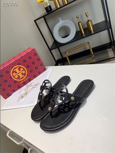 

mens and womens fashion leather thong sandals with gold2toned detail causal slippers beach flats rubber flip flops