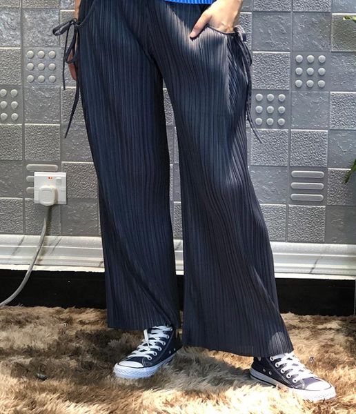 

bandage pocket pants for summer 2020 women pleated pants oversized, Black;white