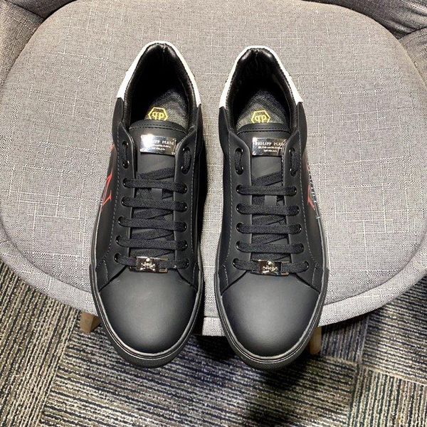

2020 luxury custom leather printed lettering low casual men's shoes, party shoes outdoor sports shoes, size: 38-45, Black