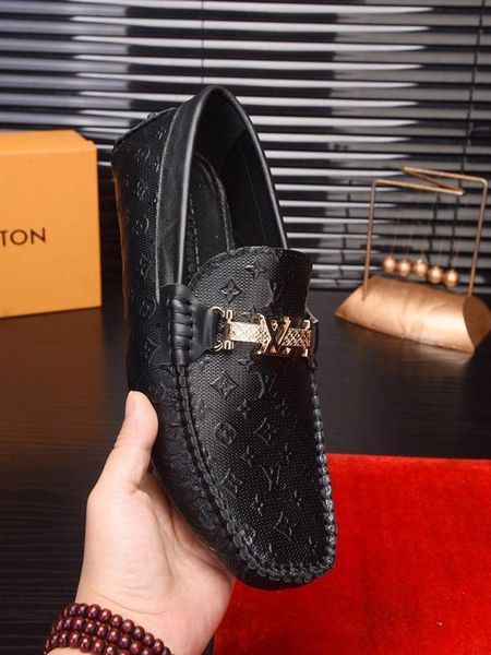 

2020c high-quality new genuine leather beanie shoes men's fashion wild single shoes, fashion business casual leather shoes, size: 38-45, Black