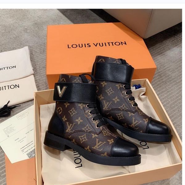 

17 designer luxury casual fashion short boots, outdoor casual travel shoes, fast delivery, original box, Black