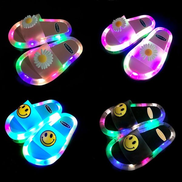 

new simple internet celebrity children led flash slippers light outdoor smiling face daisy baby soft bottom outdoor slippers, Black;grey