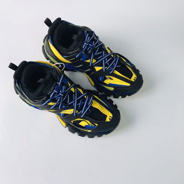 

2020vq дизайнер, чтобы создать случайную и удобную все-матч спортивной обувь, туристическая обувь подошвы дизайна нескользящего с оригинальн, Black