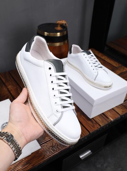 

2019y luxury men's trend casual shoes, leather wild sports shoes, lace-up shoes, original packaging delivery 38-45, Black
