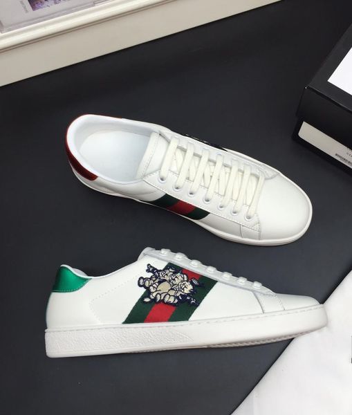 

2020 мульти престижное тройной конструкторы низкий старый папа sneaker сочетание подошвы ботинок mens способа вскользь ботинки высокого верх, Black