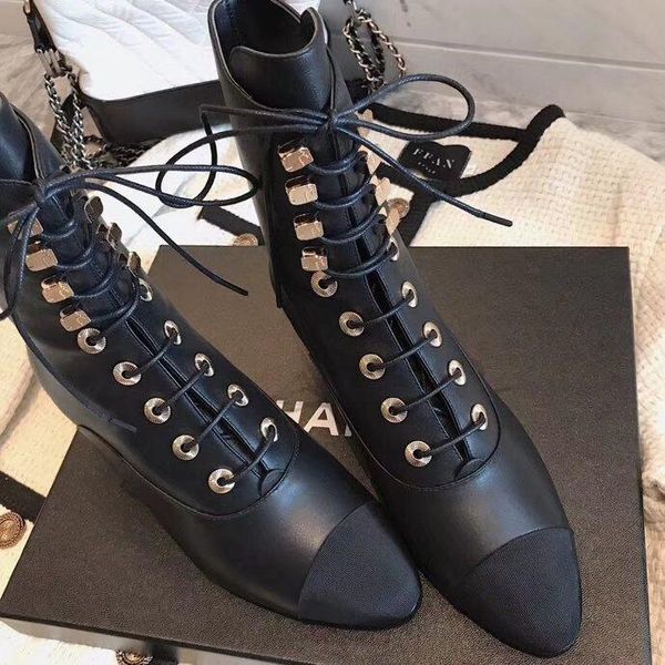 

2020r new high-end custom british style high help women's booties, trend wild high-heeled boots martin boots women