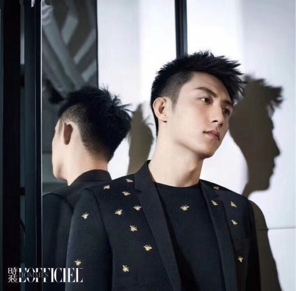 

d**r star magazine suit brand men's gold capsule series 18k gold thread small bee embroidery or suit320, White;black