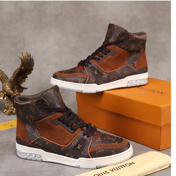 

117 men's designer casual sports shoes, luxury trendy travel casual shoes, sports shoes. fast delivery in original box packaging, Black