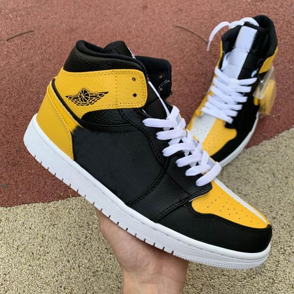 

designer fashion off luxury 2020 brand mens women outdoor basketball shoes for mens trainers white running sneakers sports loafers size 5-12