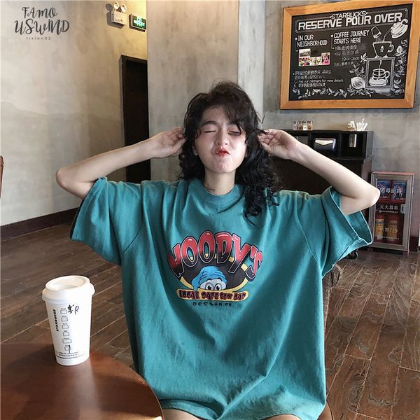 

2020 early spring new v neck large version of loose cec short sleeved t shirt female version ins lazy wind wild clothes, White