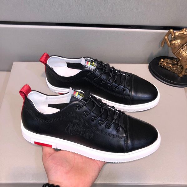 

2020l thick bottom men's low-casual wild shoes breathable running shoes outdoor lace-up sneakers, size: 38-451, Black