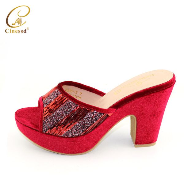 

2020 красный женская мода лето осень skid-доказательство площади носком туфли на каблуках итальянская женщина обручальные для партии обуви, Black